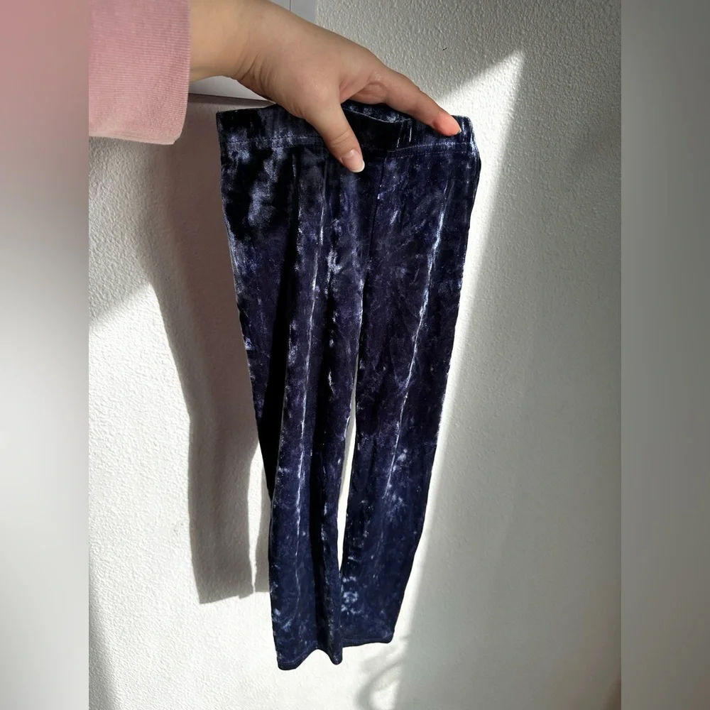 Oshkosh 5T velour pants